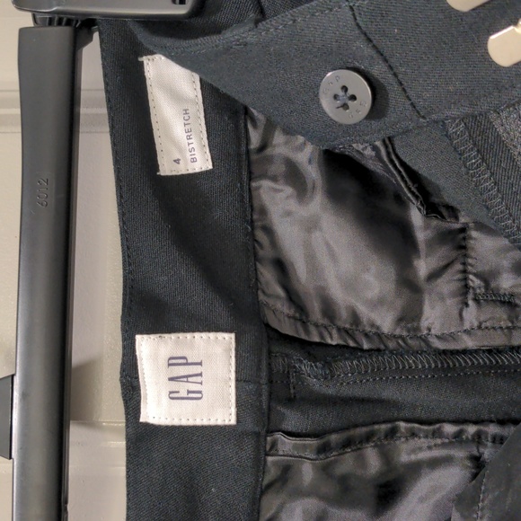 NWT Gap Mid Rise Straight Leg Pants in Bi-Stretch - Picture 8 of 9
